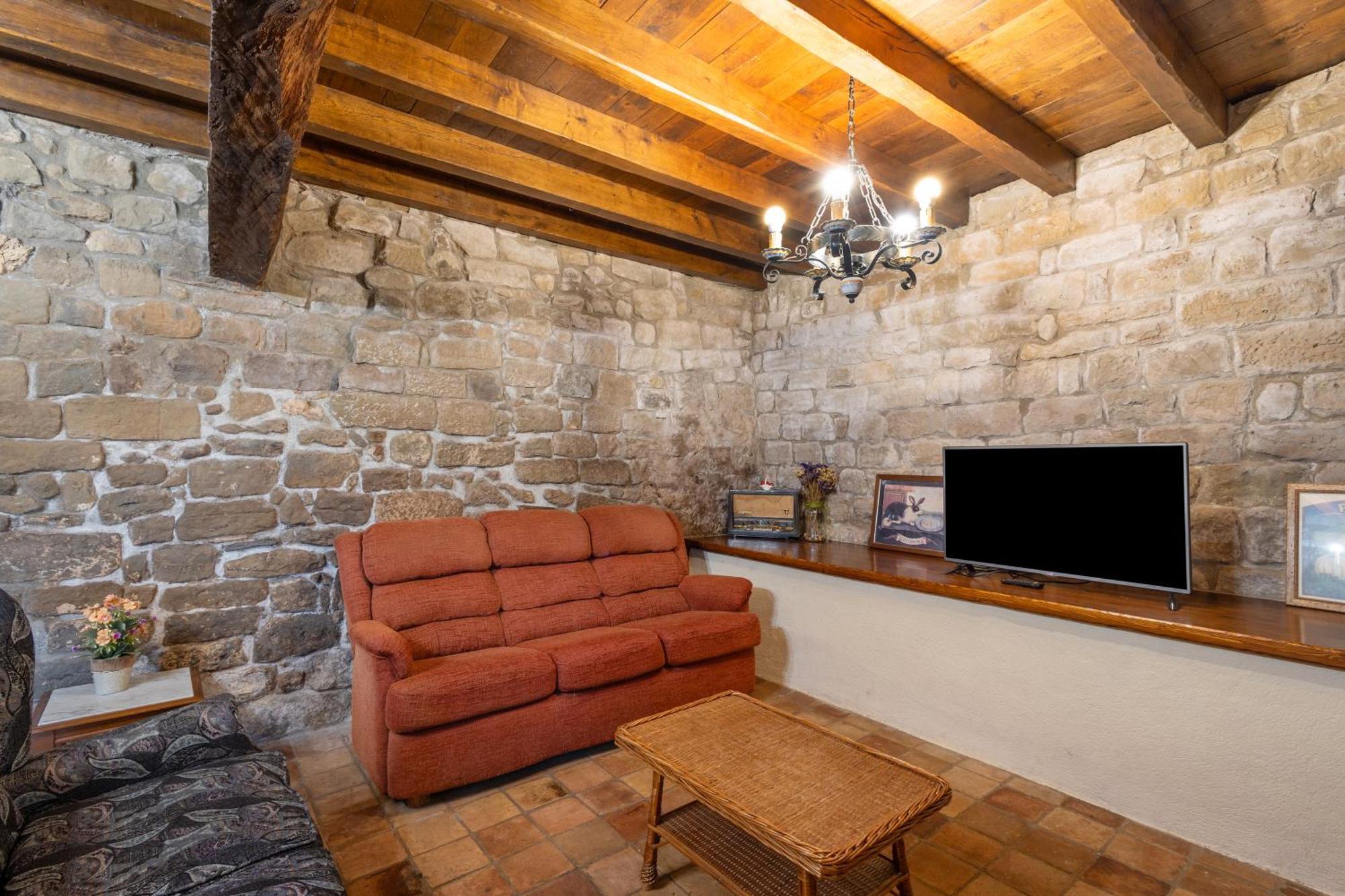 Hostal Mas Vinyoles Centellas Exterior foto