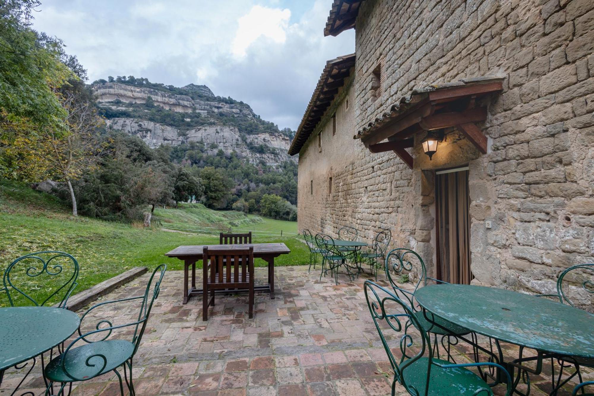 Hostal Mas Vinyoles Centellas Exterior foto
